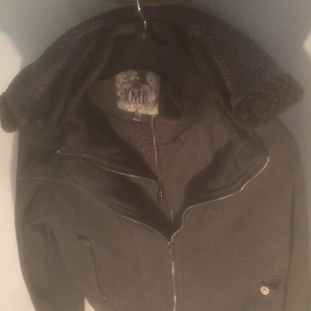 Hooded Jacket - Picture 3 of 4